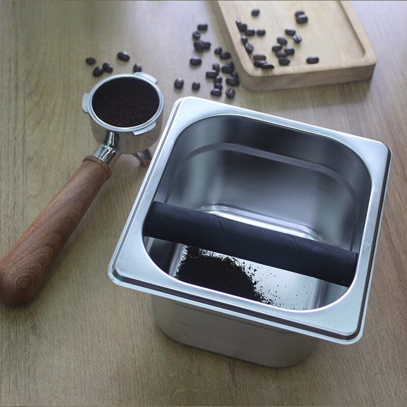 Góc chụp cận cảnh Hộp đập bã café espresso Knock box inox cỡ lớn Góc chụp cận cảnh Hộp đập bã café espresso Knock box inox cỡ lớn