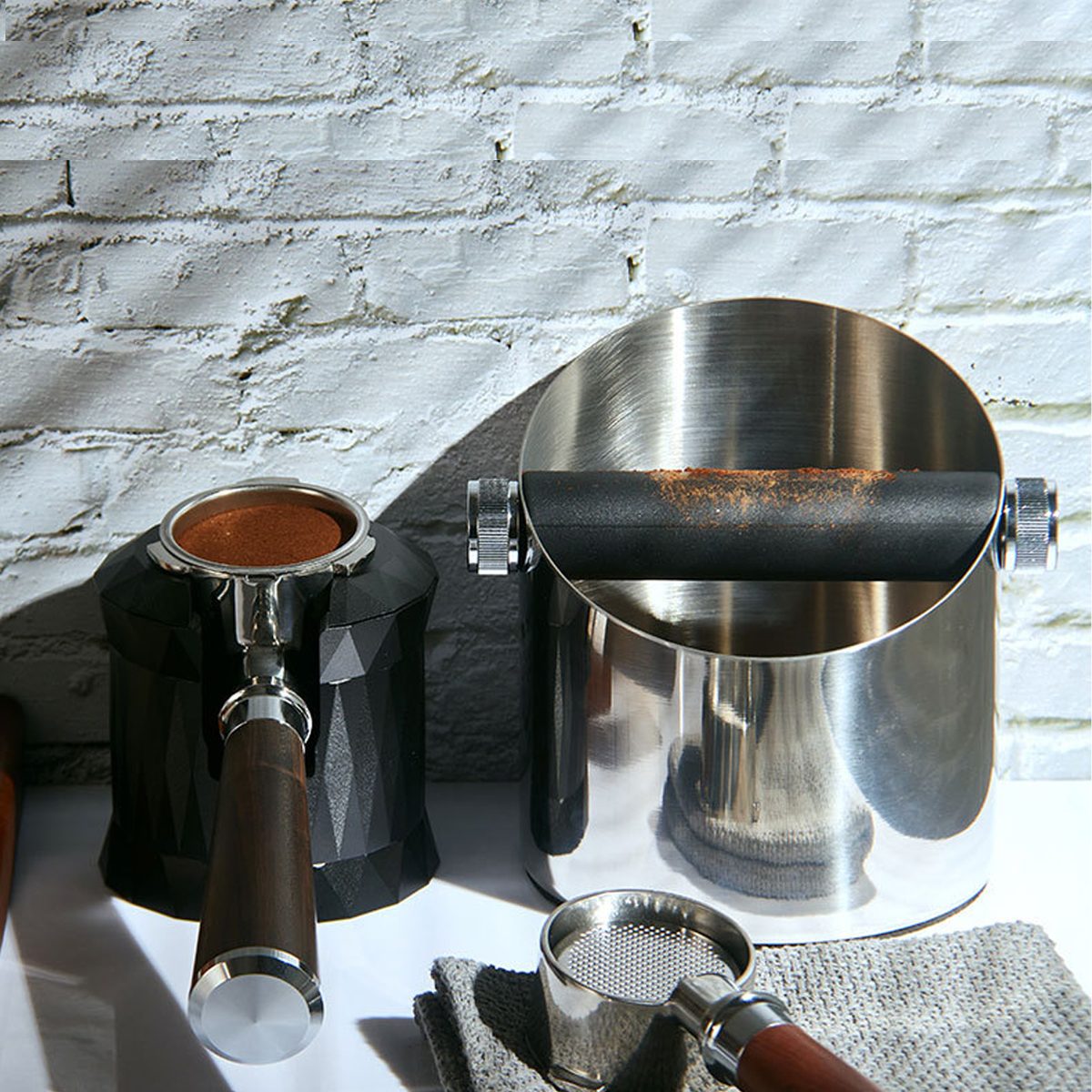 Hình ảnh thực tế Hộp đập bã cà phê Inox chính hãng Hình ảnh thực tế Hộp đập bã cà phê Inox chính hãng