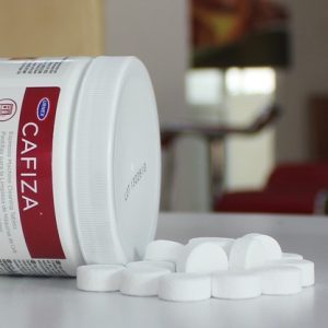 Cleaning powder – Thuốc vệ sinh máy cafe espresso Urnex Cafiza E16 100 viên